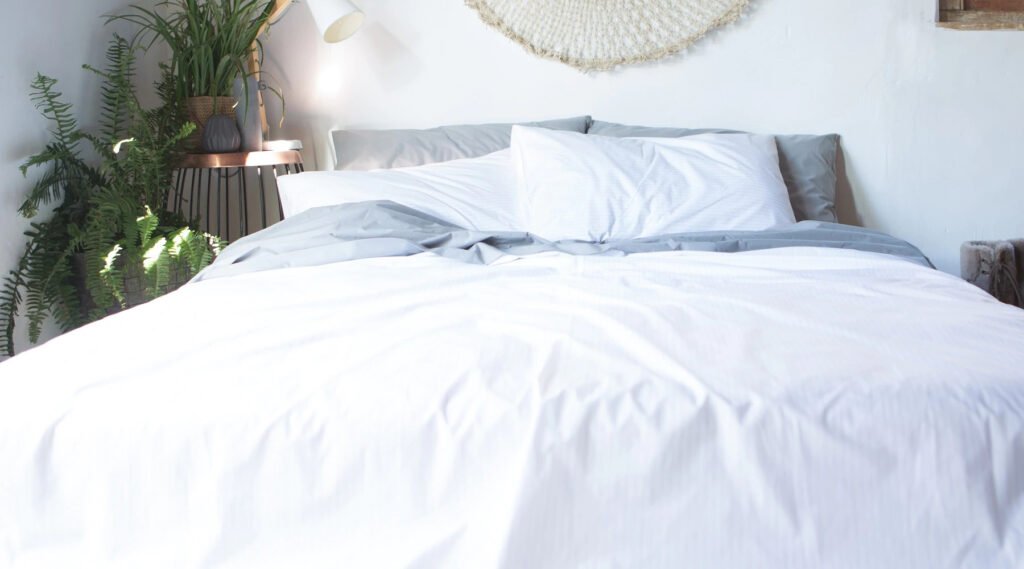 How to keep your bed sheets white and bright Cleanly